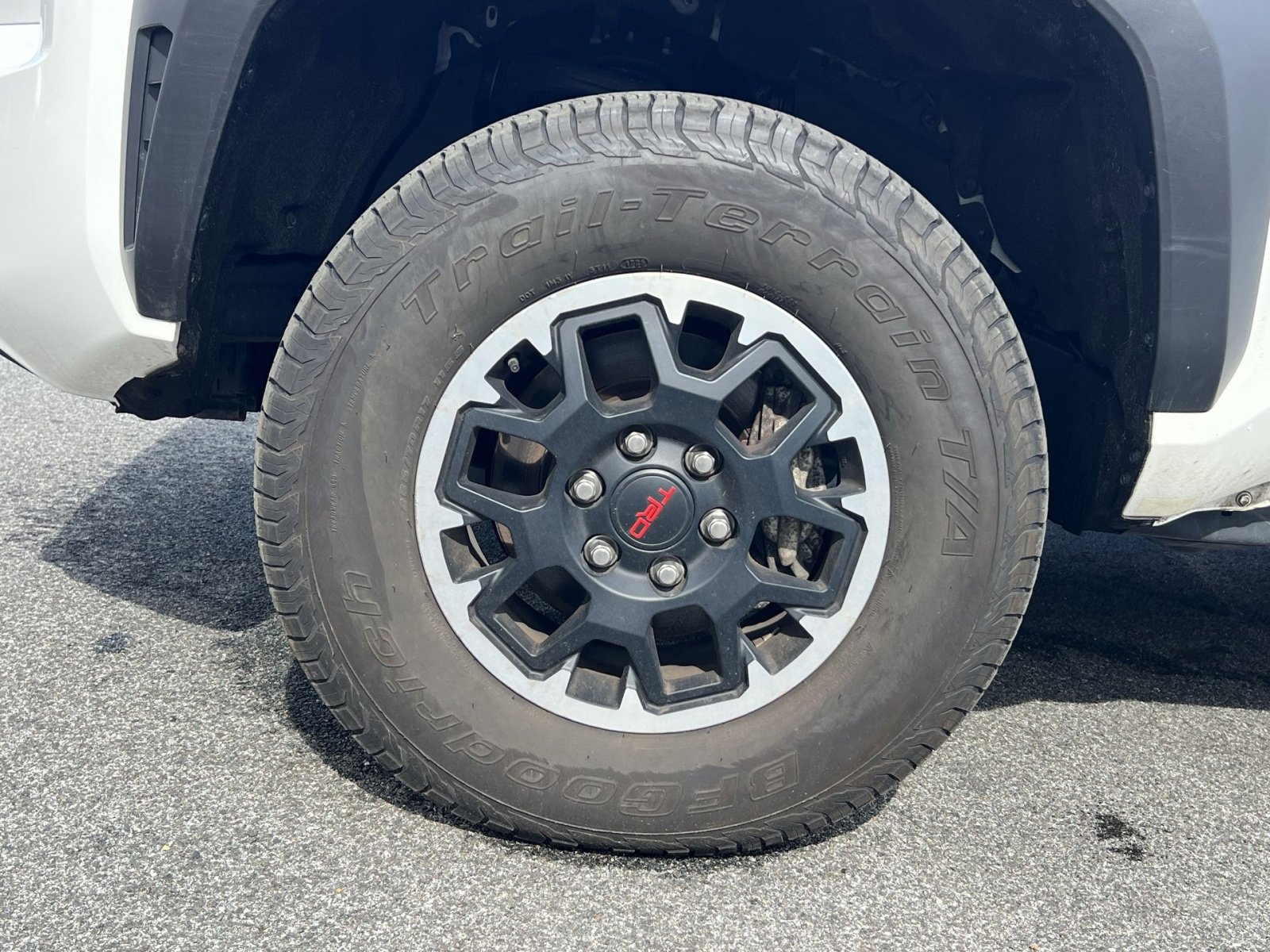 Used 2025 Toyota Tacoma TRD Off-Road image 10