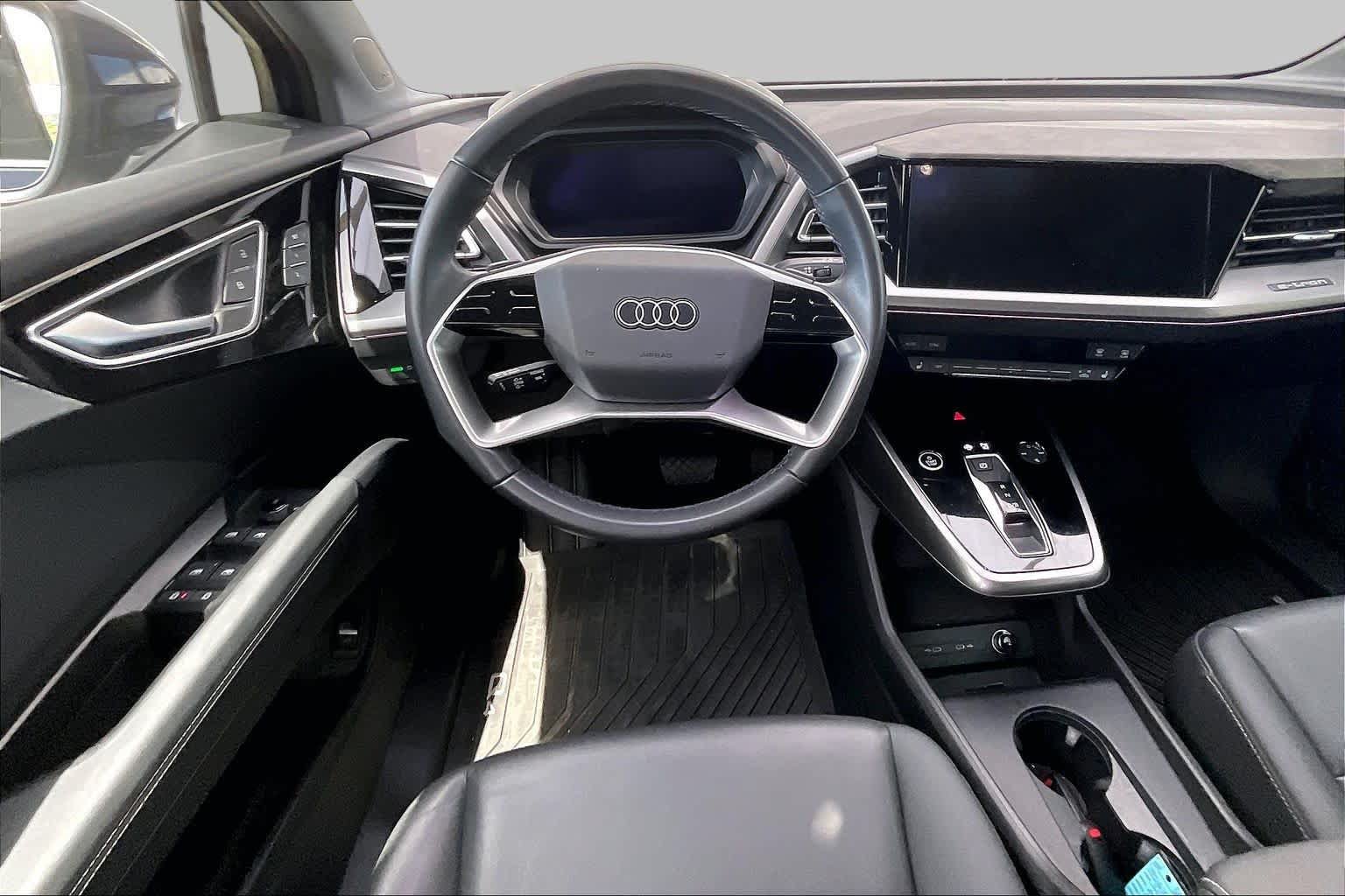 Used 2023 Audi Q4 e-tron Premium Plus w/ Premium Plus RWD image 5
