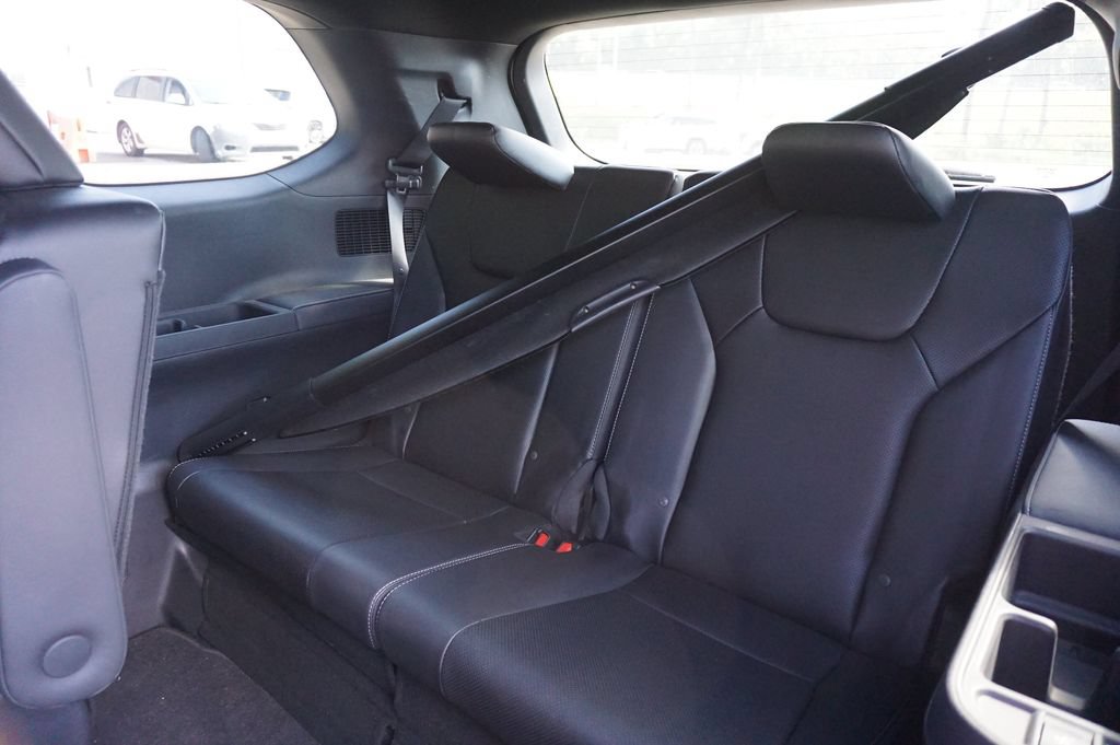 Used 2024 Lexus TX 500h AWD w/ Technology Package image 16