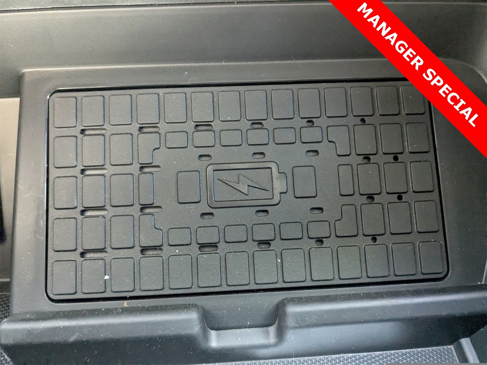 New 2025 Ford F150 XLT w/ Equipment Group 303A High image 15