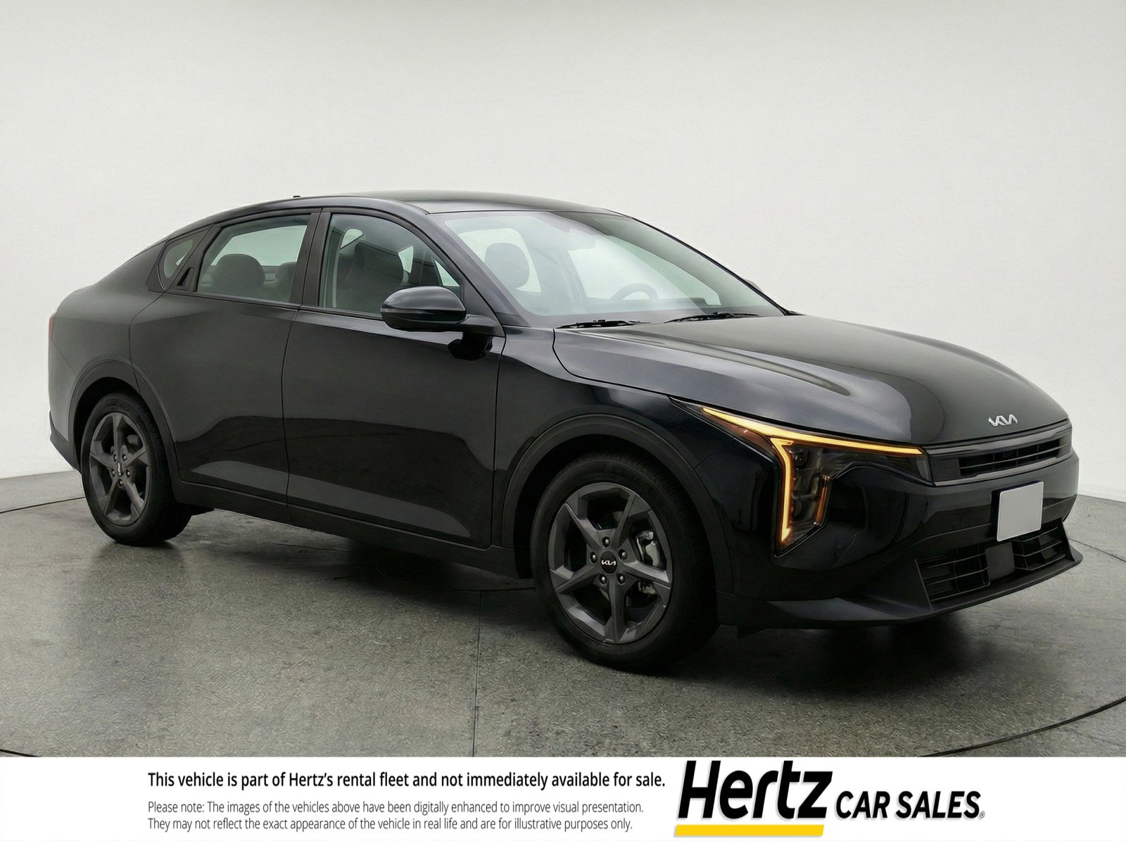 Used 2025 Kia K4 LXS image 1