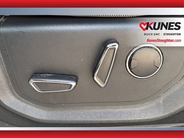 Used 2016 Ford F150 XLT w/ Equipment Group 302A Luxury image 29