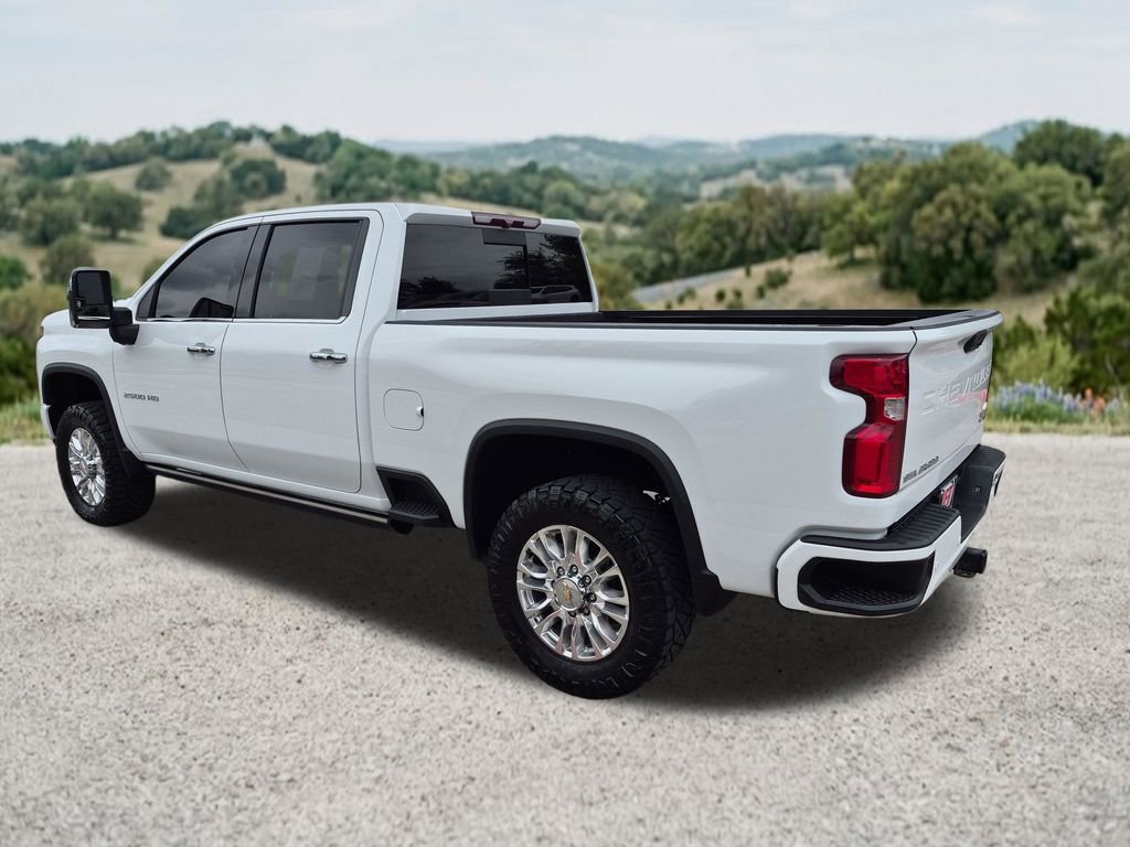 Used 2022 Chevrolet Silverado 2500 High Country w/ Safety Package II AWD/4WD image 8