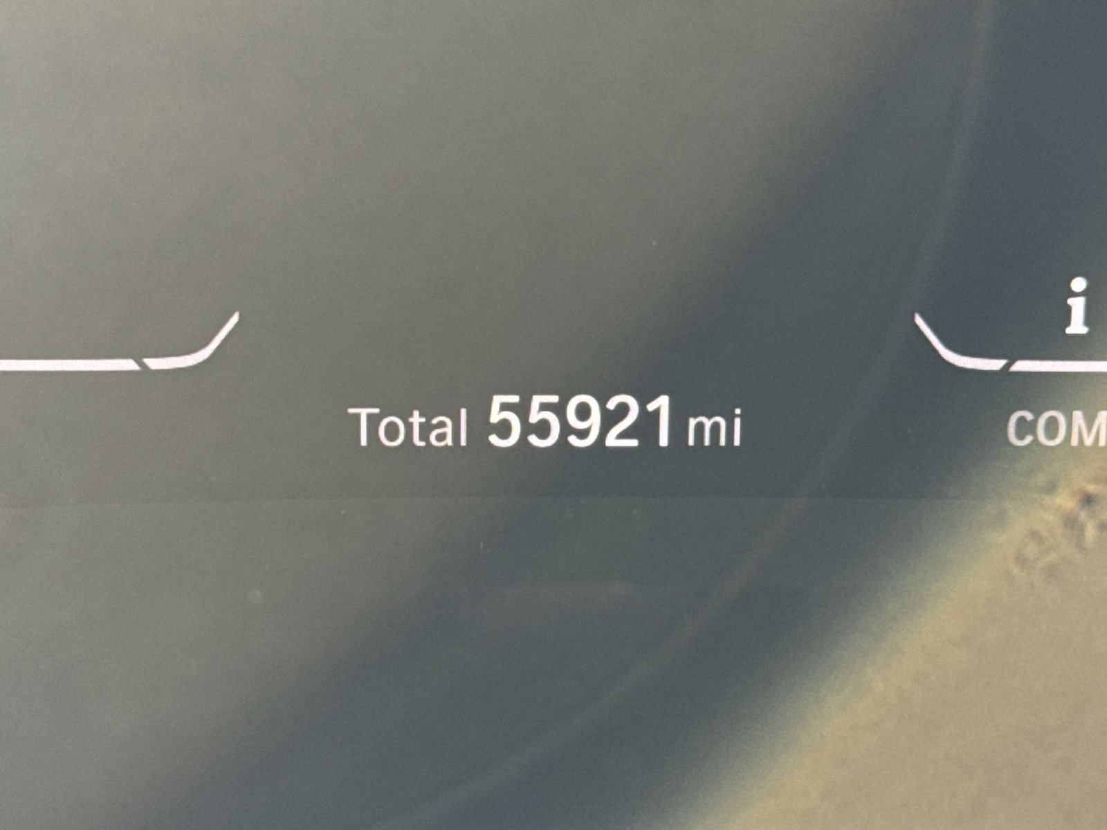 Used 2020 BMW 530e xDrive w/ Premium Package image 19