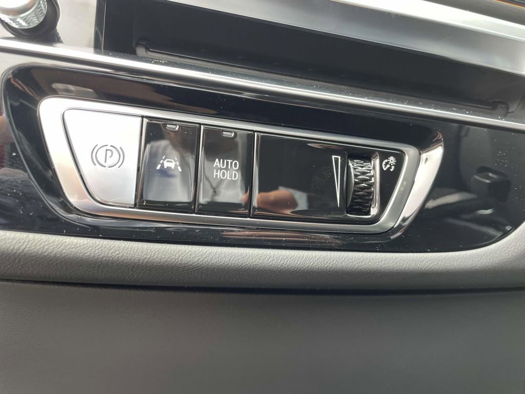 New 2025 Cadillac Lyriq Sport image 23