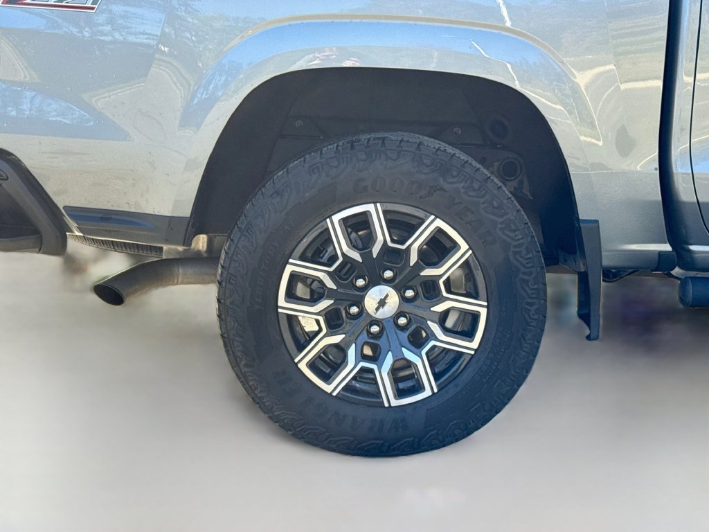 Used 2023 Chevrolet Colorado Z71 w/ Z71 Convenience Package 2 AWD/4WD image 41