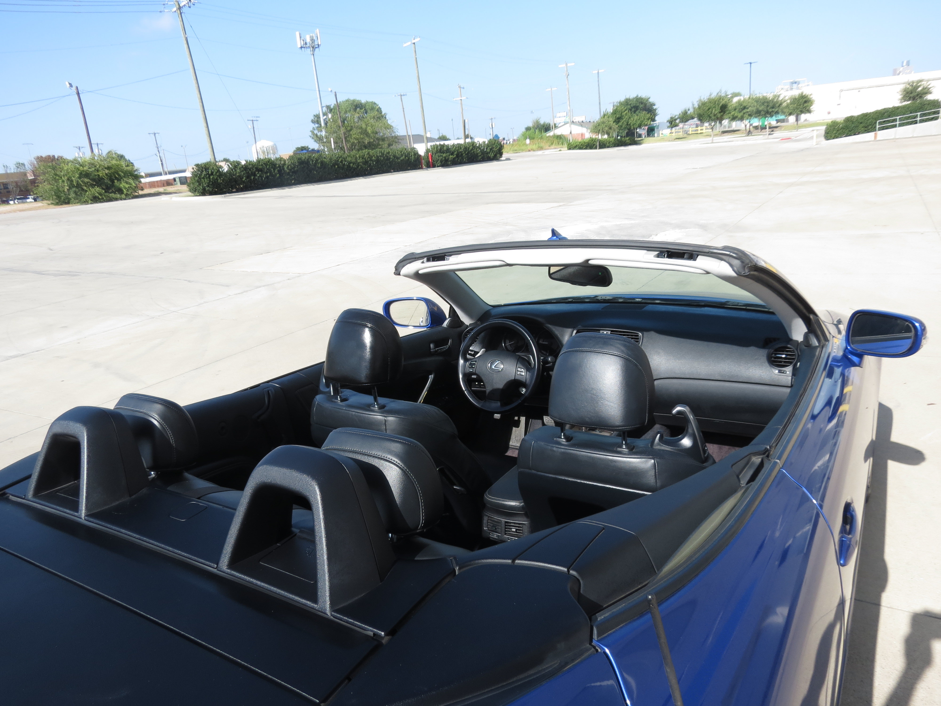 Used 2010 Lexus IS 250C RWD image 17