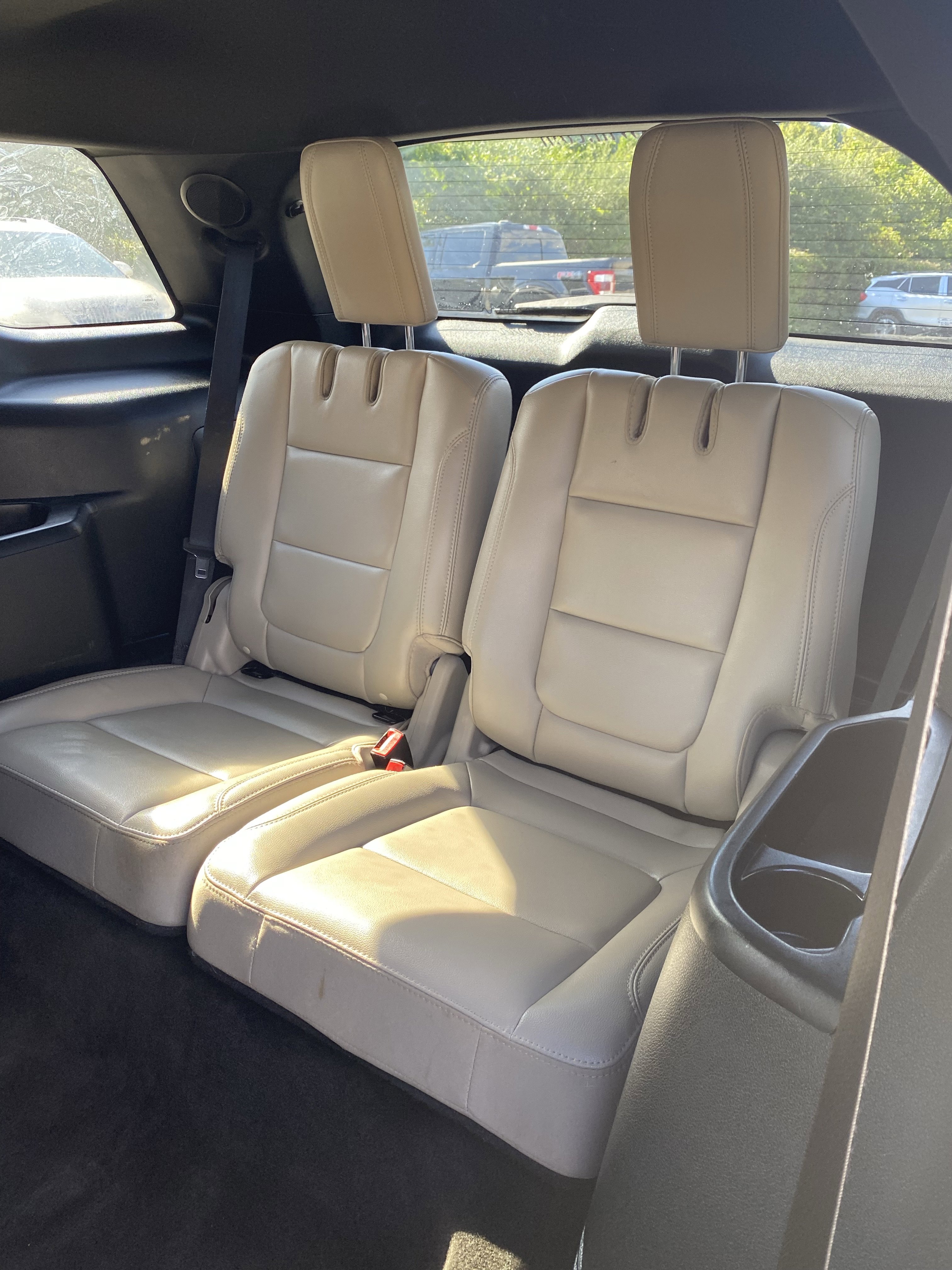 Used 2018 Ford Explorer Limited image 23