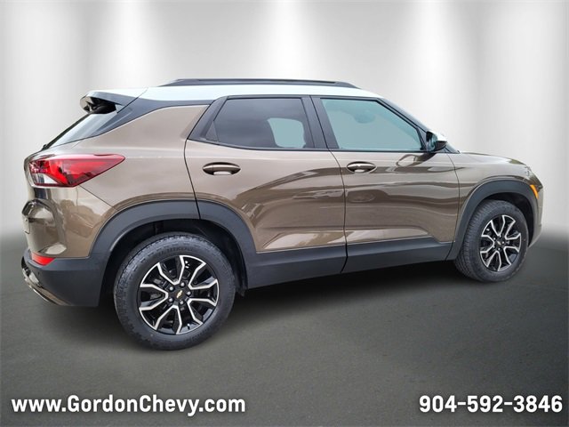 Used 2022 Chevrolet TrailBlazer ACTIV w/ Technology Package image 5