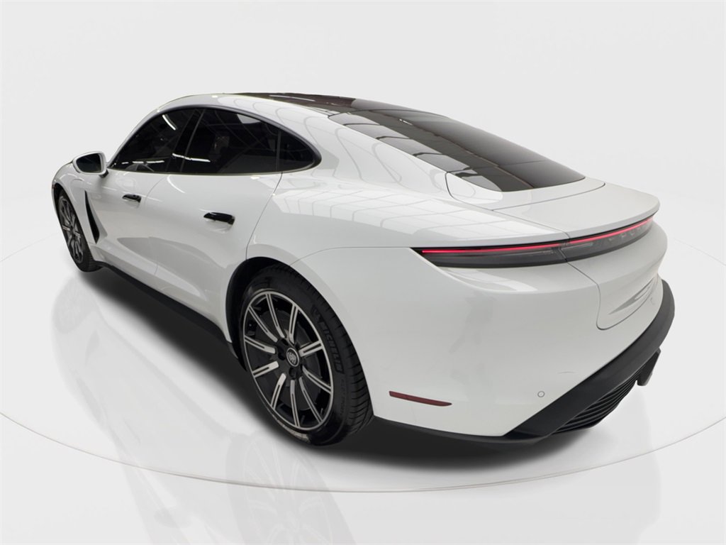 Used 2023 Porsche Taycan w/ Premium Package image 10