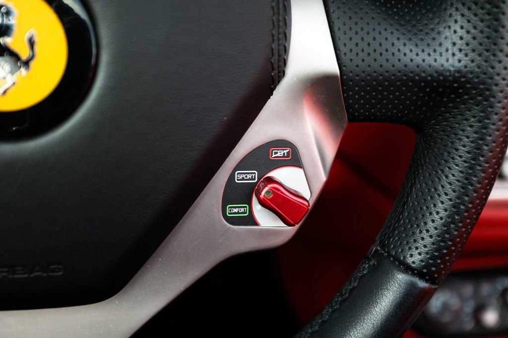 Used 2010 Ferrari California image 30