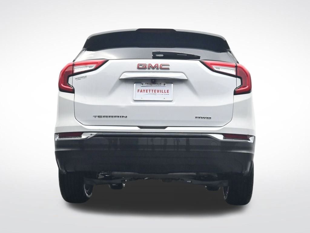 Used 2024 GMC Terrain SLT image 36