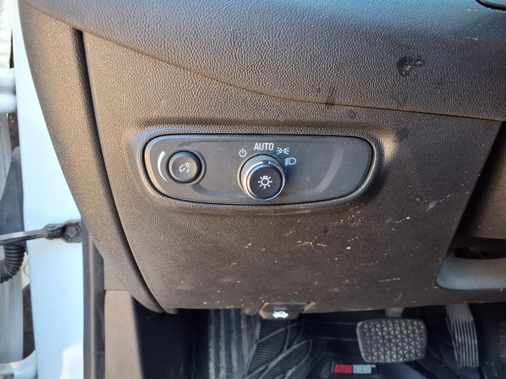 Used 2022 Chevrolet Equinox LT image 18