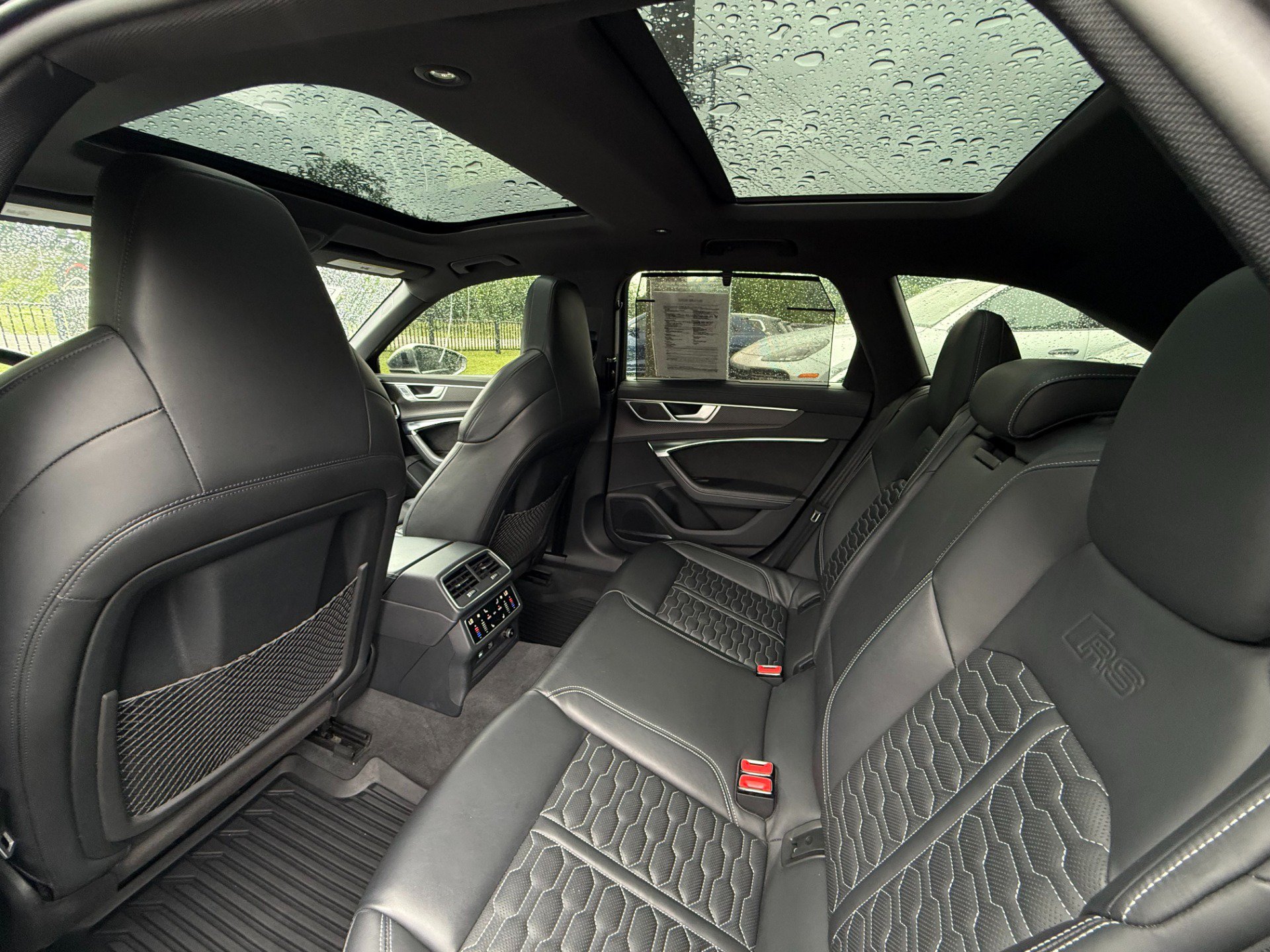 Used 2021 Audi RS 6 AWD/4WD image 20