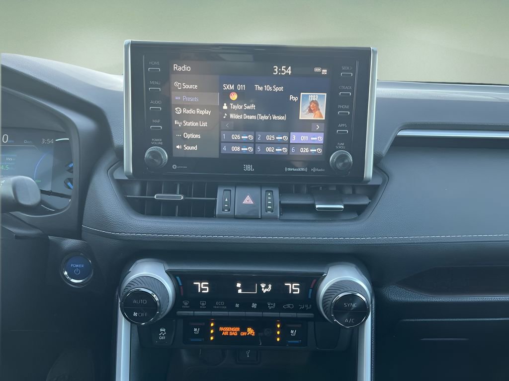 Used 2020 Toyota RAV4 Limited image 13