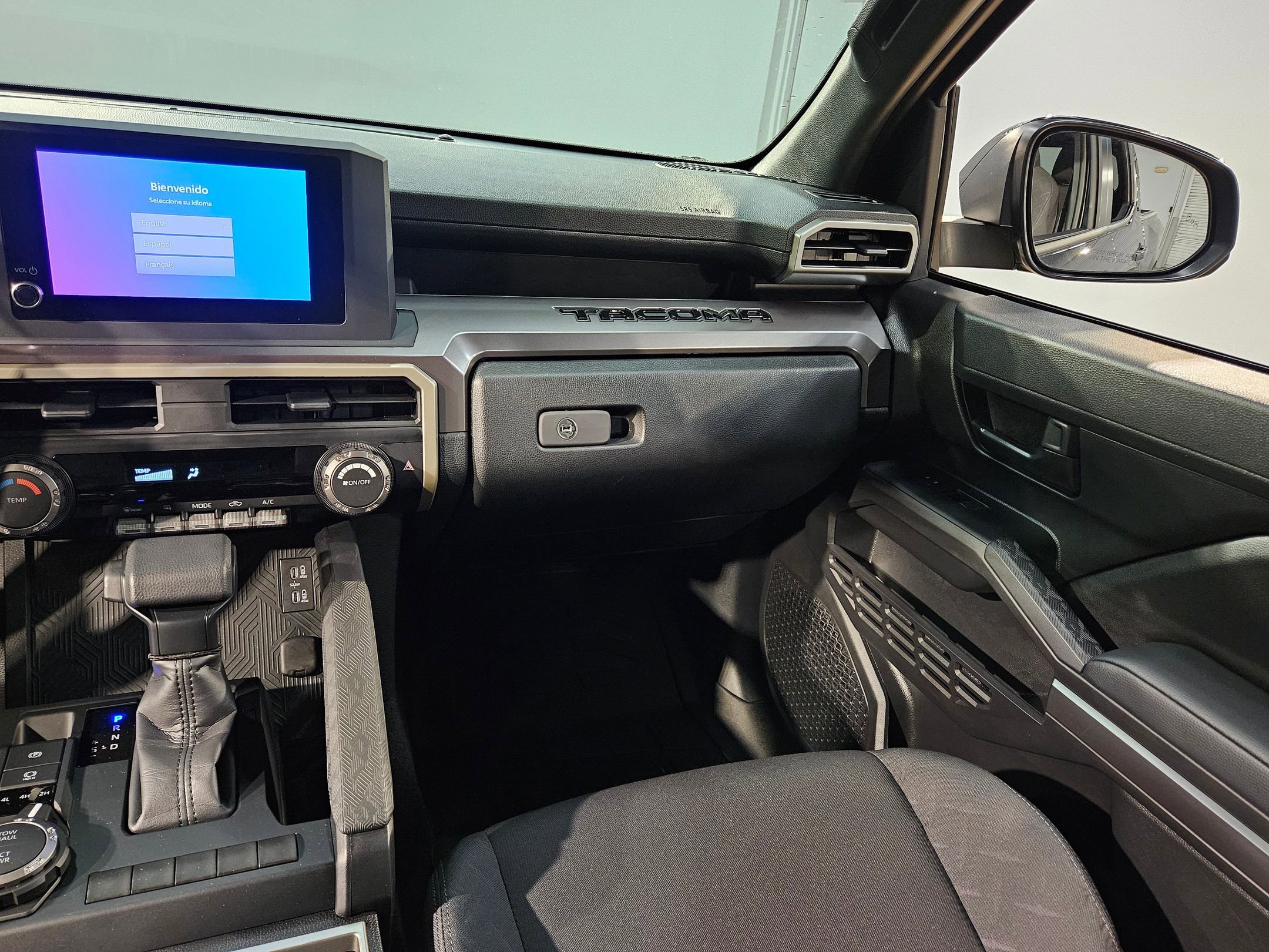 Used 2025 Toyota Tacoma SR5 image 11