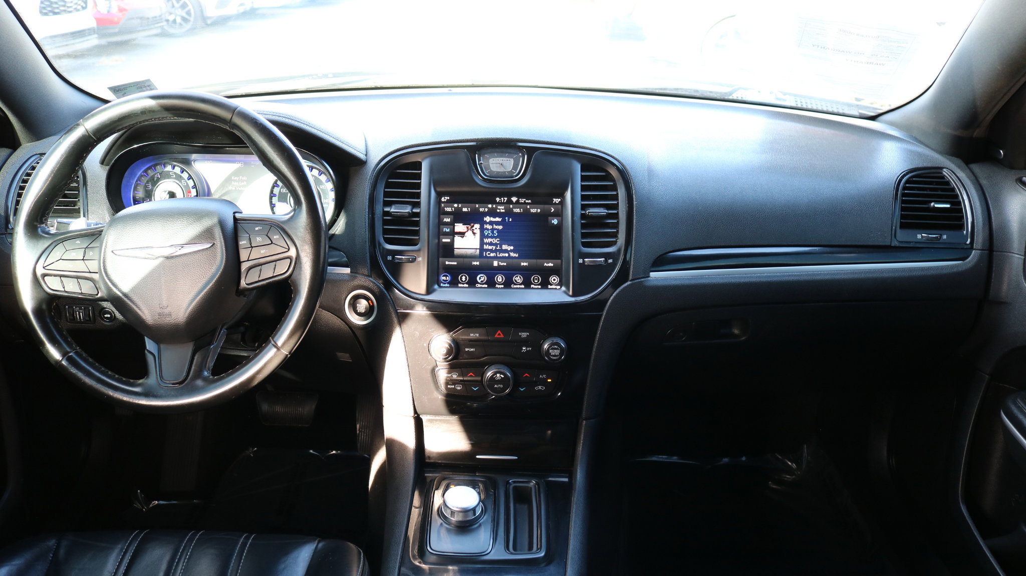 Used 2019 Chrysler 300 S image 22