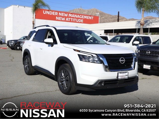 New 2025 Nissan Pathfinder SV w/ Cargo Package image 1