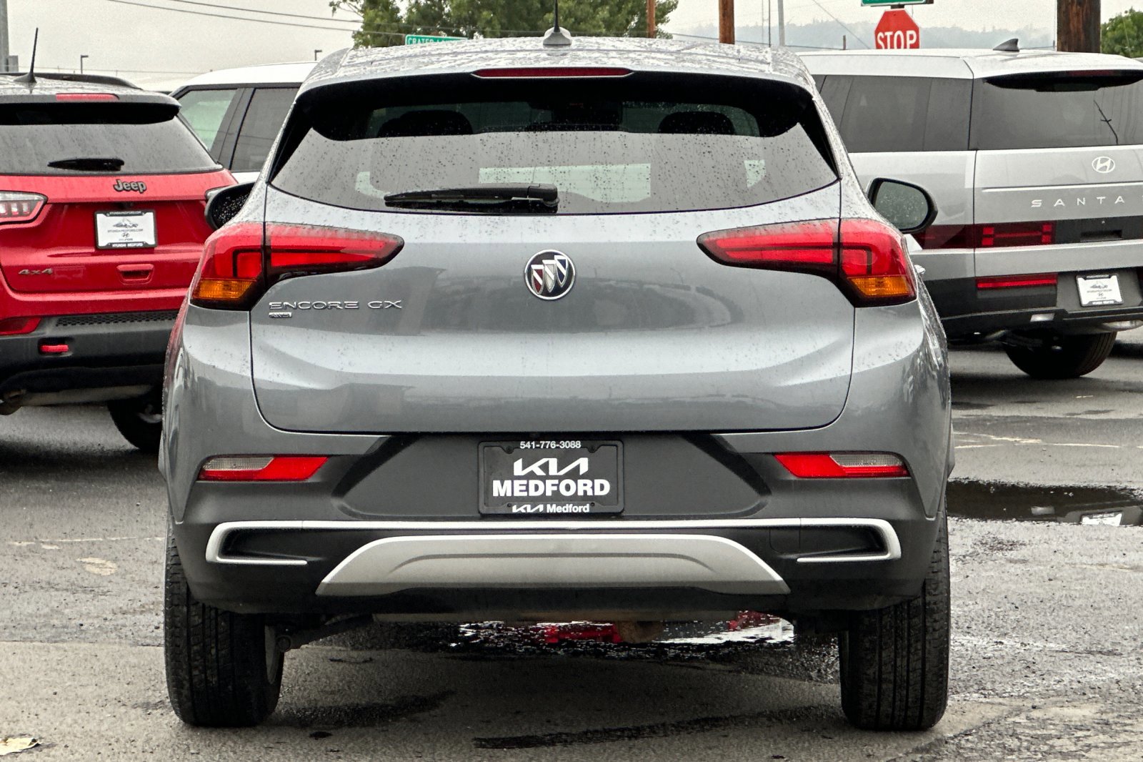 Used 2022 Buick Encore GX Preferred w/ Cold Weather Comfort Package AWD/4WD image 5