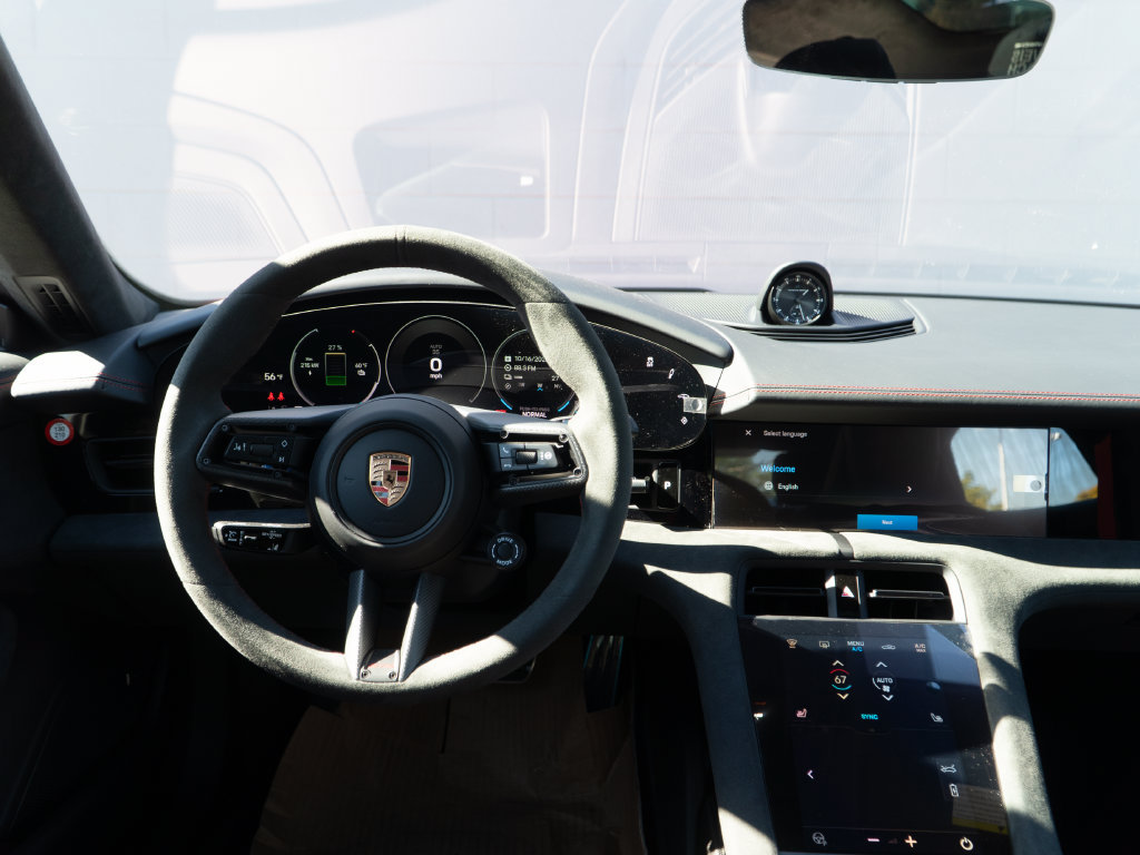 New 2026 Porsche Taycan GTS AWD/4WD image 23