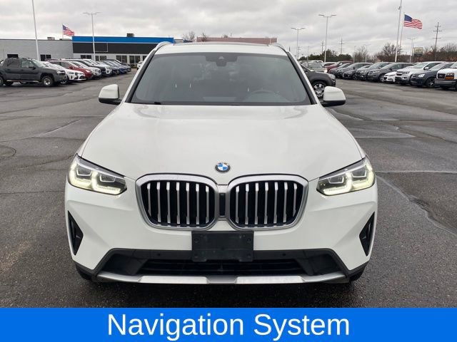 Used 2023 BMW X3 xDrive30i AWD/4WD image 2
