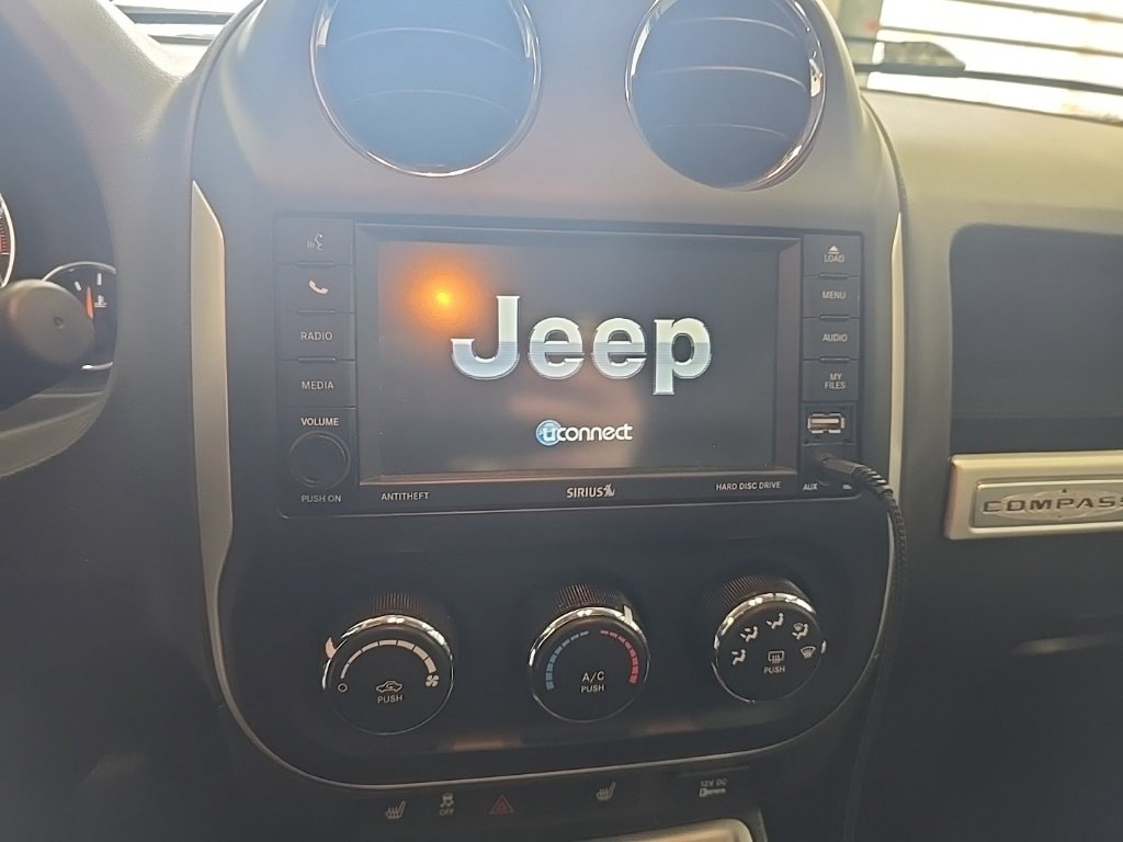 Used 2016 Jeep Compass High Altitude image 10