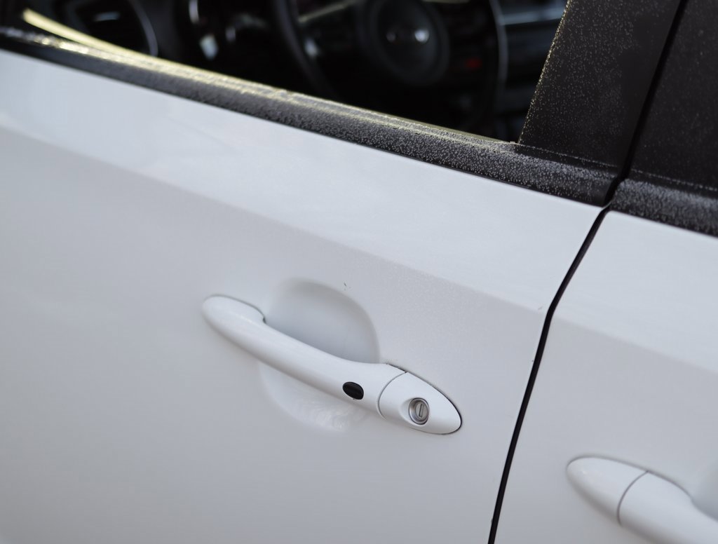 Used 2018 Kia Sedona LX w/ LX Essentials Premium Package image 35