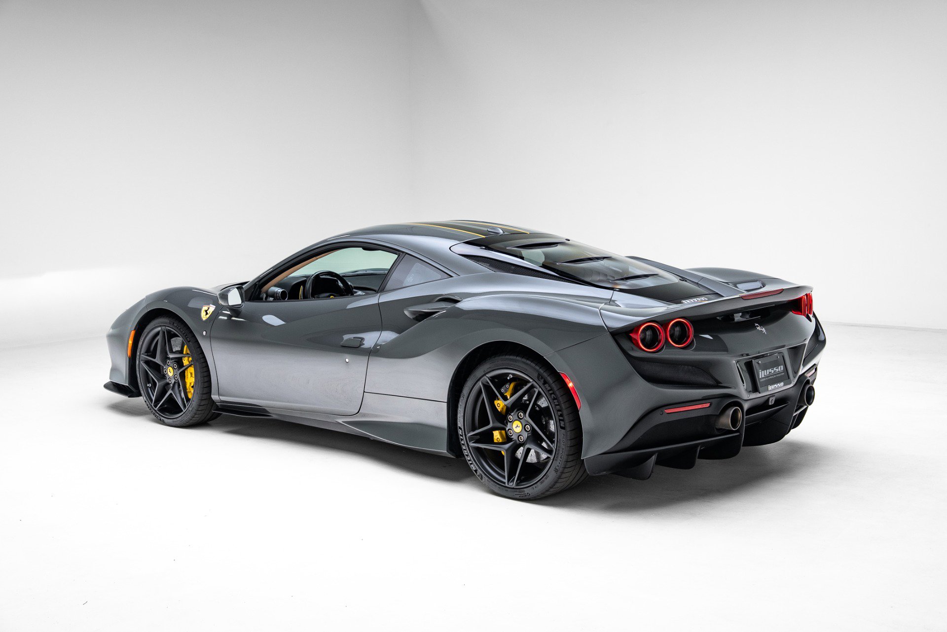 Used 2022 Ferrari F8 Tributo image 11