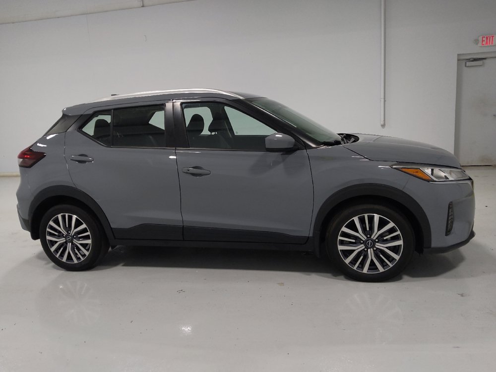 Used 2023 Nissan Kicks SV FWD image 11
