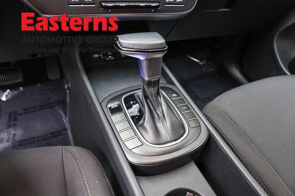 Used 2024 Hyundai Kona SEL AWD/4WD image 12