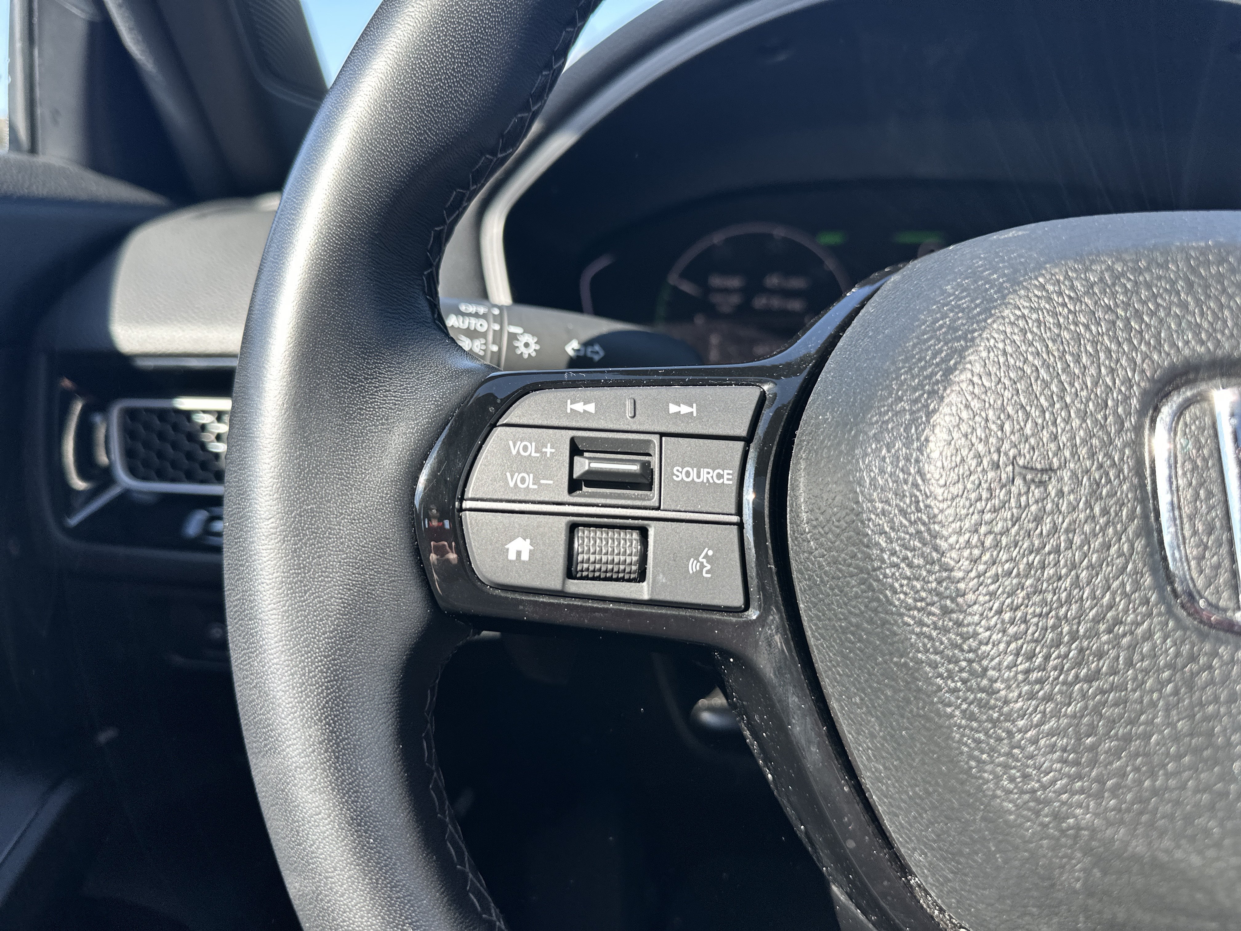 Certified 2025 Honda Civic Sport Touring image 19