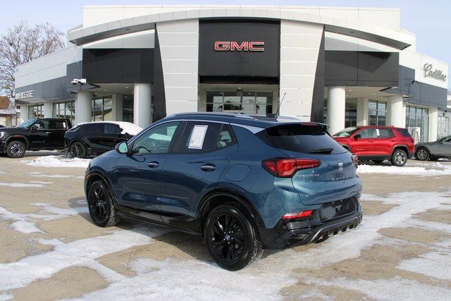 Used 2024 Buick Encore GX Sport Touring image 4
