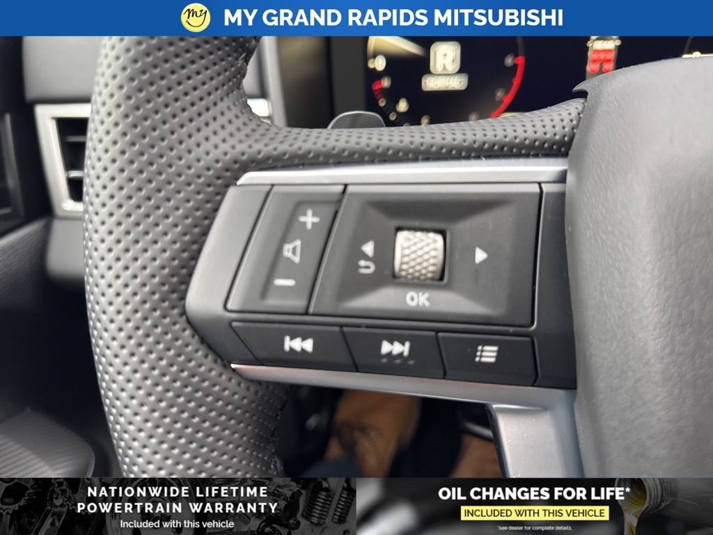 New 2026 Mitsubishi Outlander SE AWD/4WD image 34