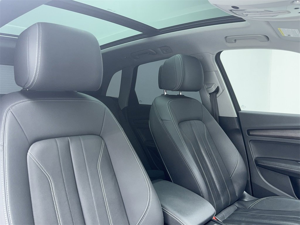 Used 2022 Audi Q5 2.0T Premium Plus w/ Premium Plus Package image 45