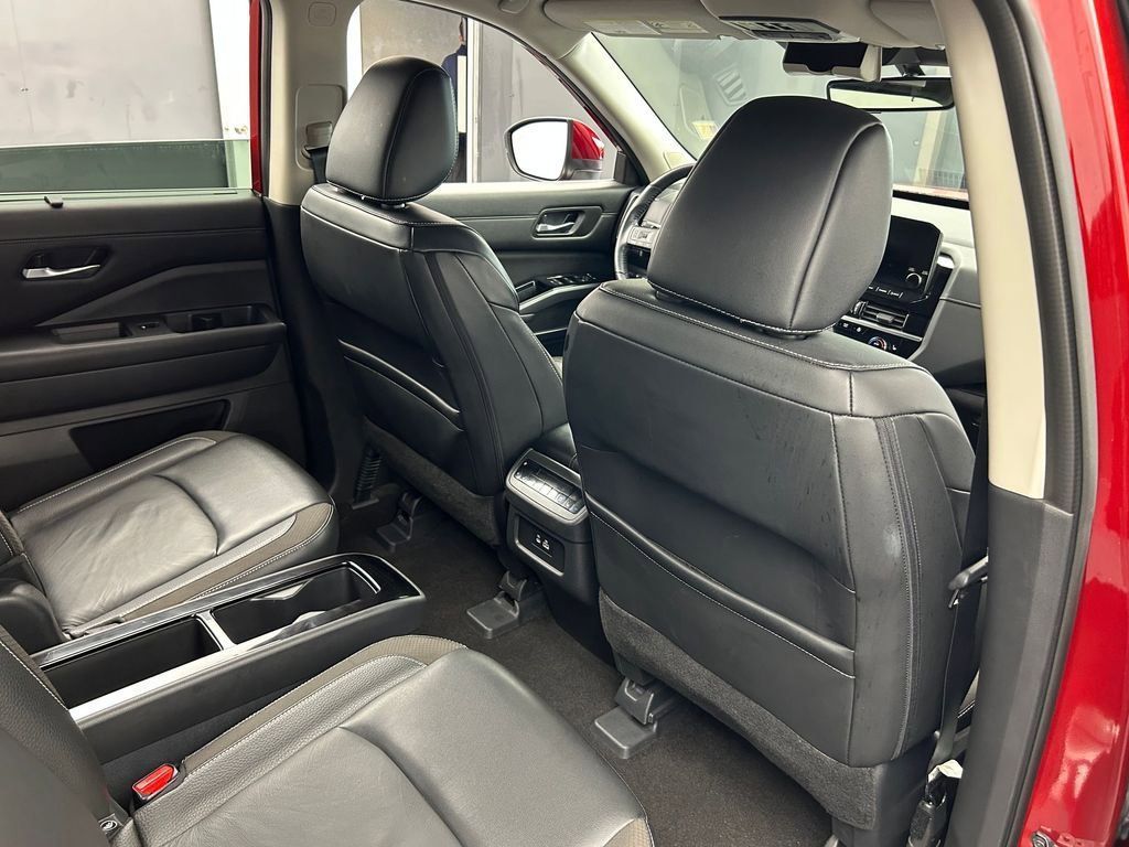 Used 2024 Nissan Pathfinder SL w/ SL Premium Package image 52