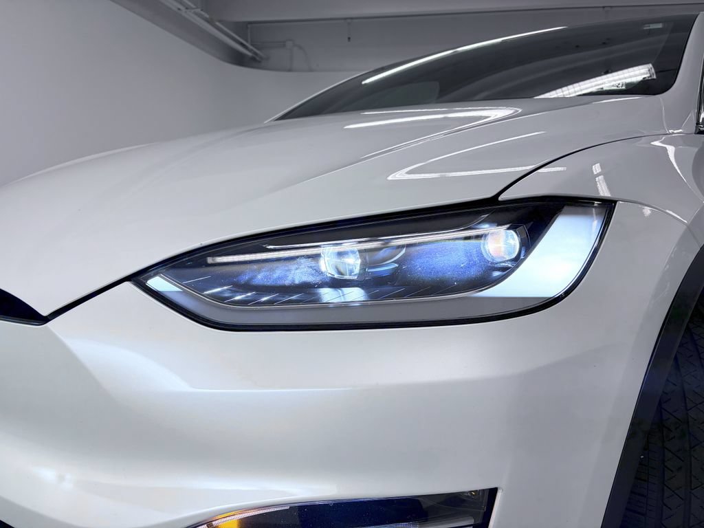 Used 2026 Tesla Model X Plaid AWD/4WD image 11