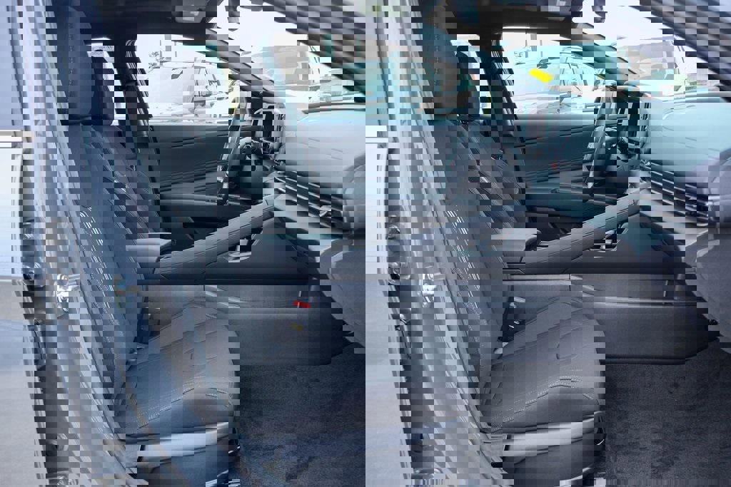 New 2026 Hyundai Elantra SEL Sport Premium image 8