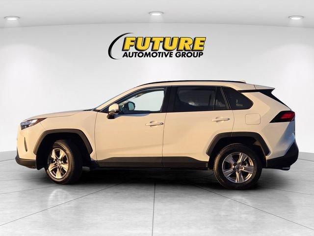 Certified 2025 Toyota RAV4 XLE FWD image 9