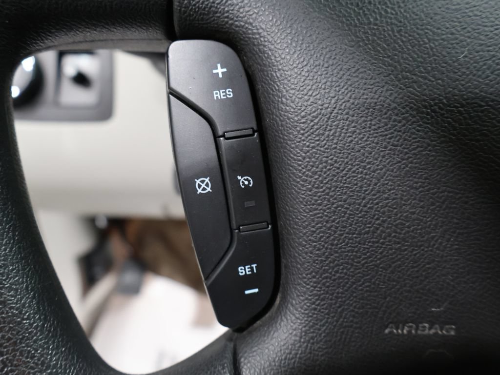Used 2007 Chevrolet Impala LT FWD image 28