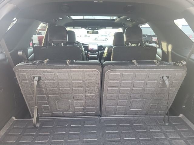 Used 2022 Ford Explorer ST w/ ST Street Pack image 24