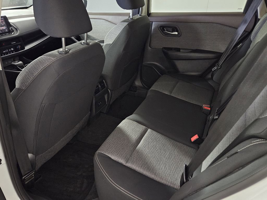 Used 2023 Nissan Rogue SV image 23