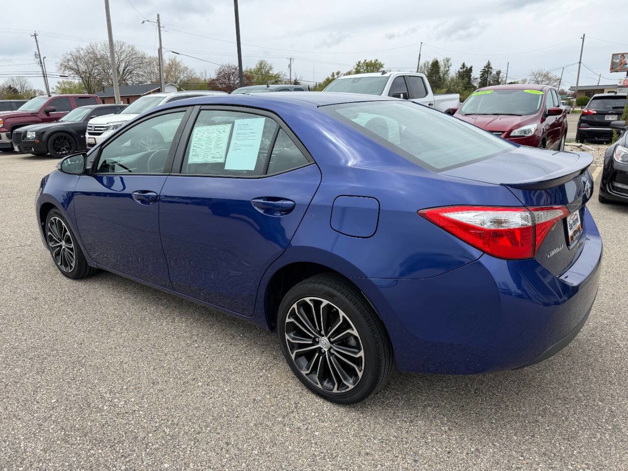 Used 2015 Toyota Corolla S FWD image 3