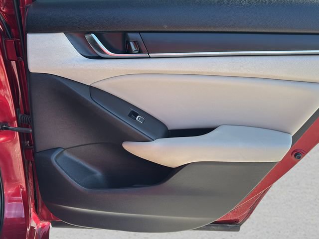 Used 2019 Honda Accord LX image 11