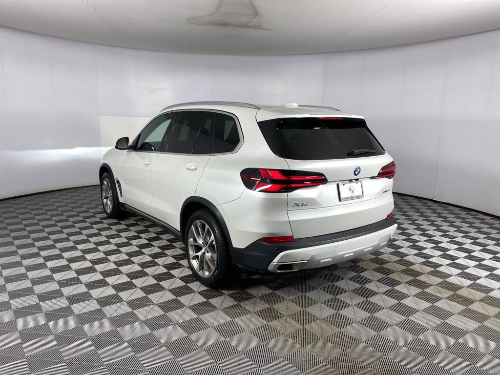 Certified 2024 BMW X5 xDrive40i w/ Parking Assistance Package image 28