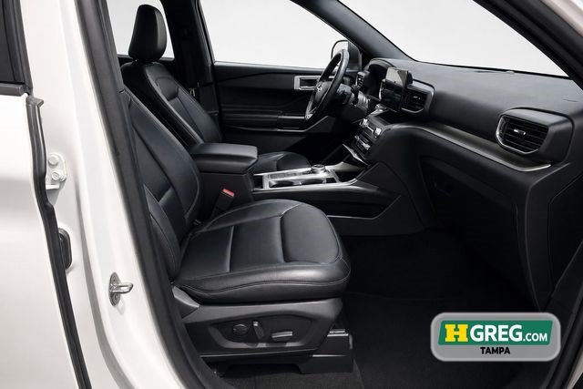 Used 2020 Ford Explorer XLT w/ Equipment Group 202A RWD image 8