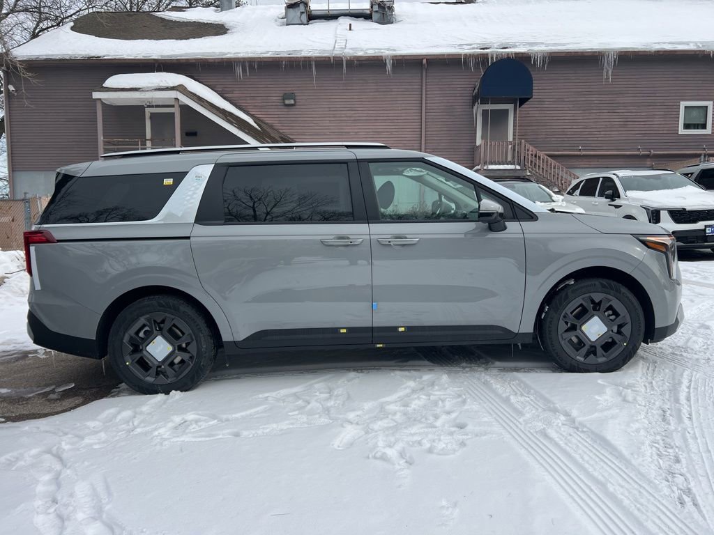New 2026 Kia Carnival EX image 4