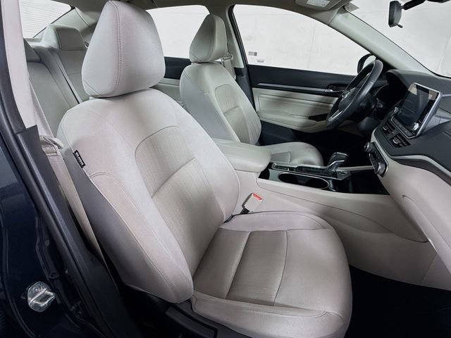 Certified 2022 Nissan Altima 2.5 SV w/ SV Premium Package image 28