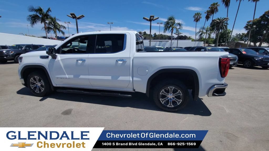 Certified 2025 GMC Sierra 1500 SLT RWD image 5