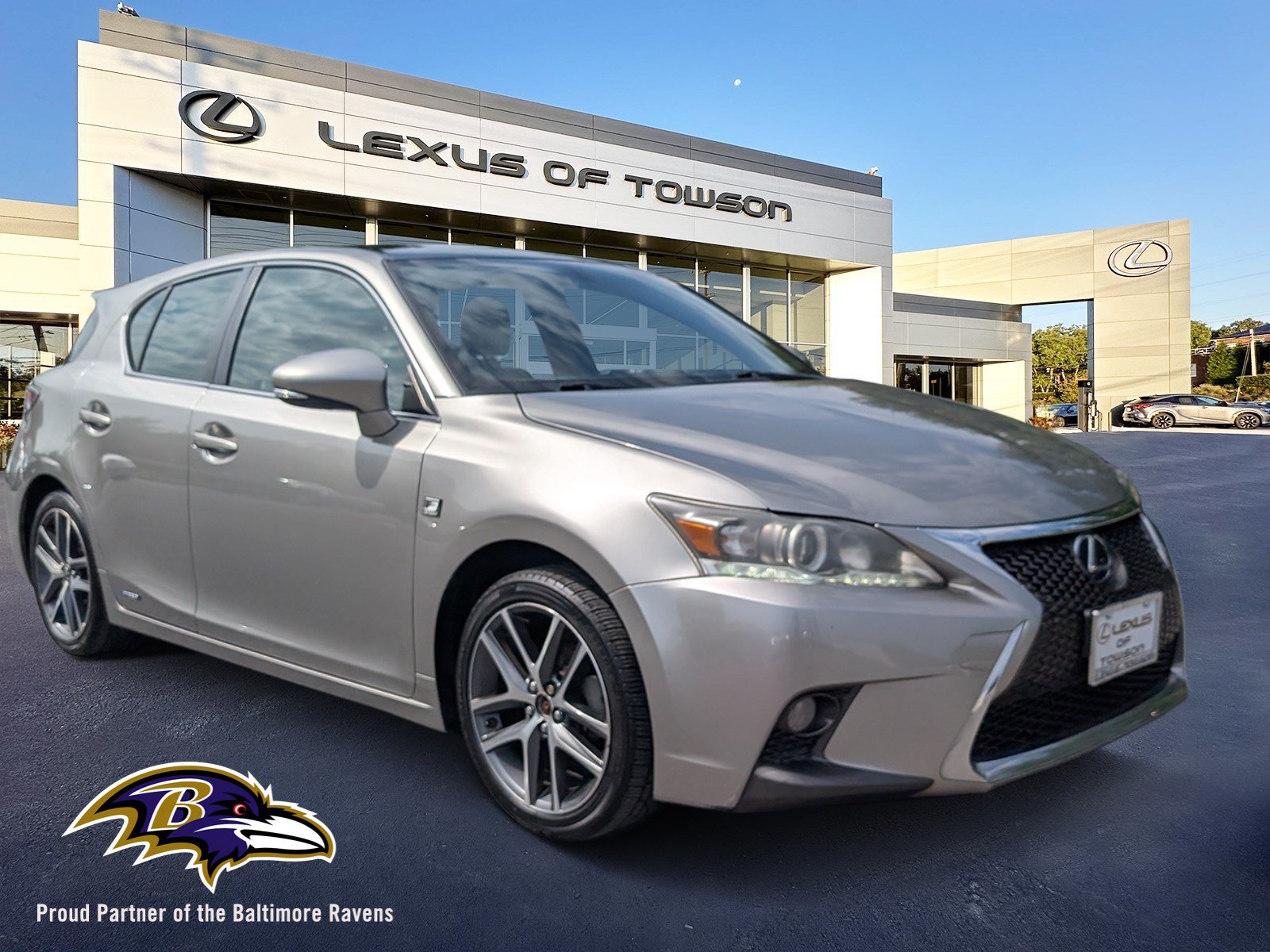Used 2017 Lexus CT 200h FWD image 1