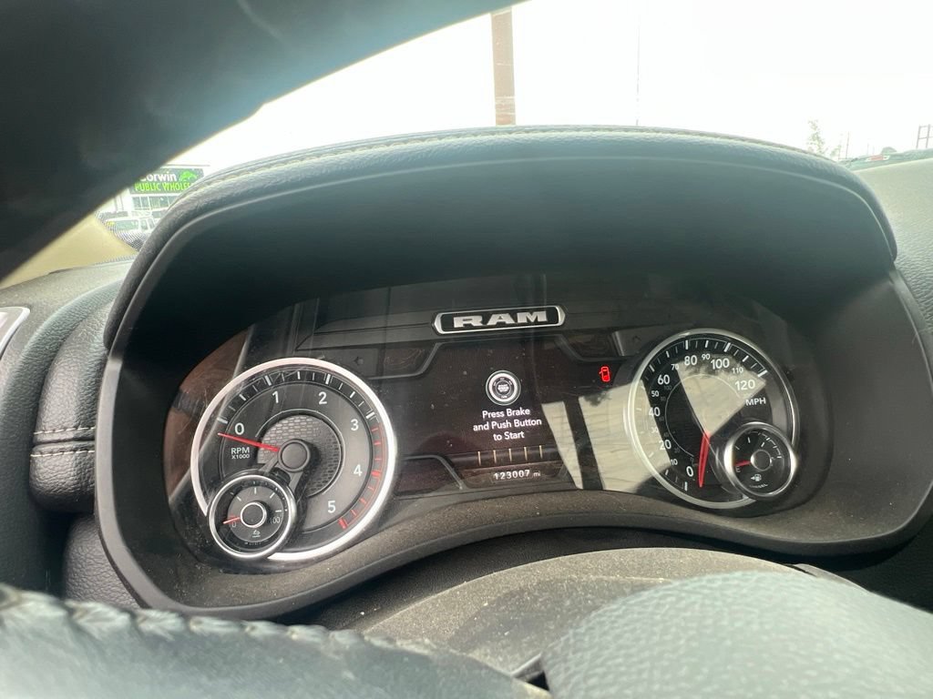 Used 2022 RAM 2500 Laramie AWD/4WD image 16